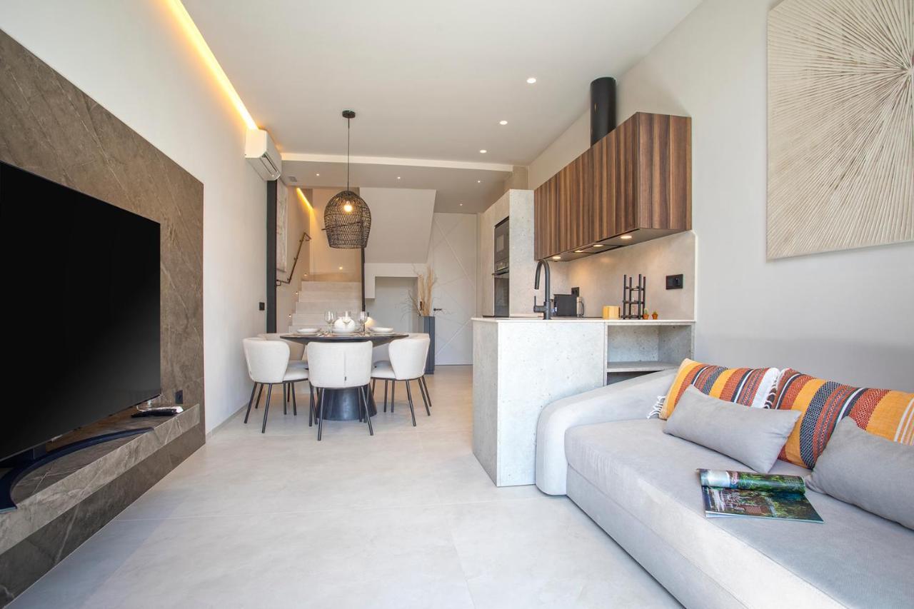 Magnificent Renovated 2Bd 2Bth Duplex With Terrace - City Centre Málaga Buitenkant foto