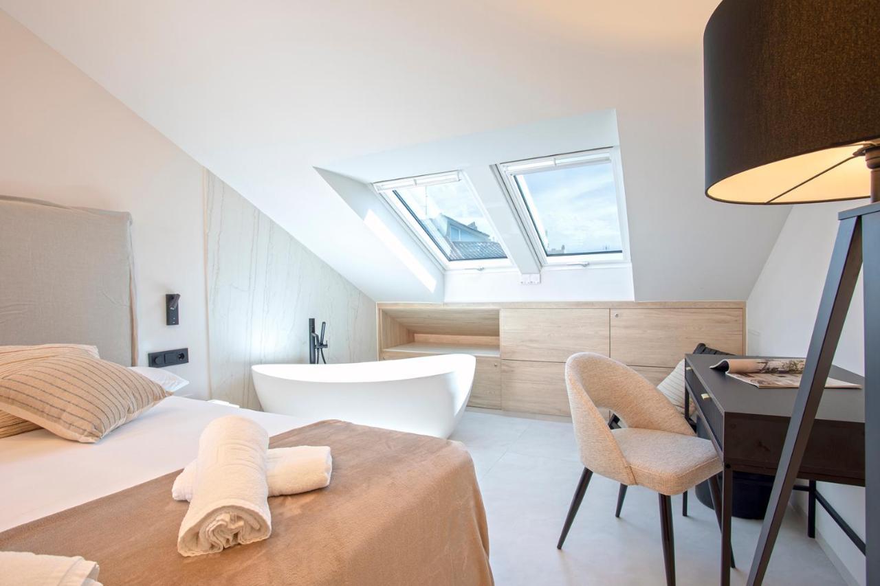 Magnificent Renovated 2Bd 2Bth Duplex With Terrace - City Centre Málaga Buitenkant foto