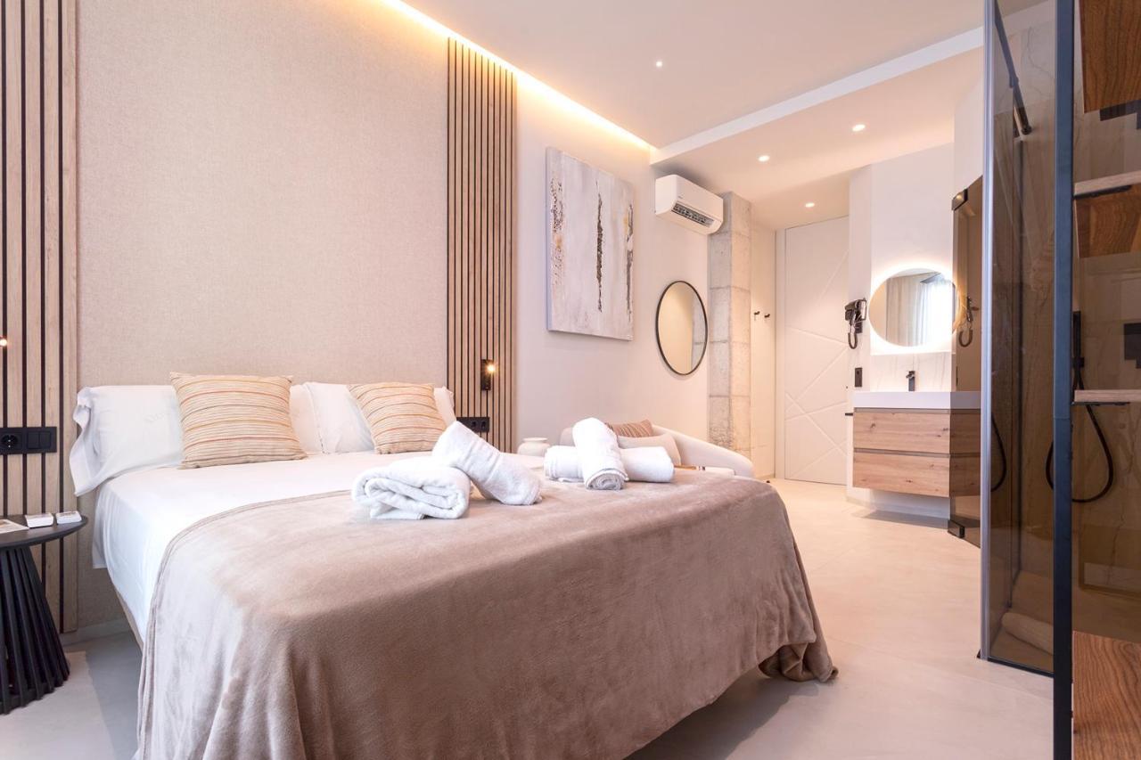 Magnificent Renovated 2Bd 2Bth Duplex With Terrace - City Centre Málaga Buitenkant foto