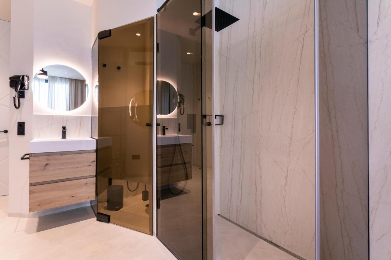 Magnificent Renovated 2Bd 2Bth Duplex With Terrace - City Centre Málaga Buitenkant foto
